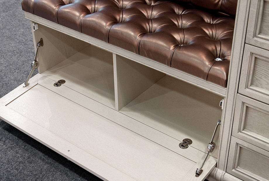 Обувница с сиденьем: комфорт и практичность вам обеспечены