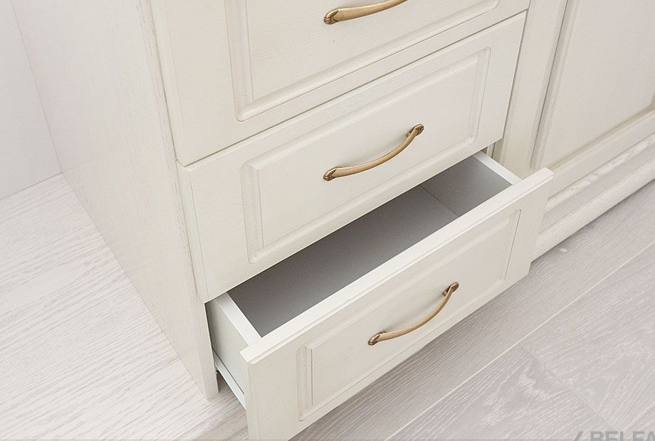 Шкаф комбинированный "Верди Люкс" 2 массив и шпон дуба 2