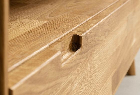 Тумба под ТВ "Ирвинг" 2 массив дуба 7