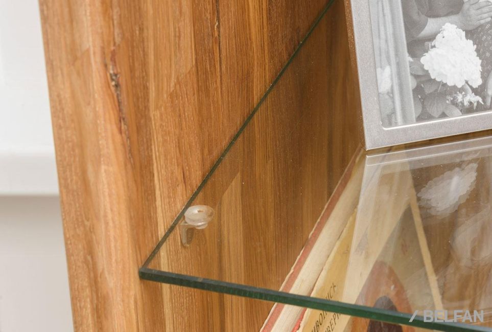 Шкаф с витриной 1-но дверный "Ирвинг" (правый) массив дуба 3