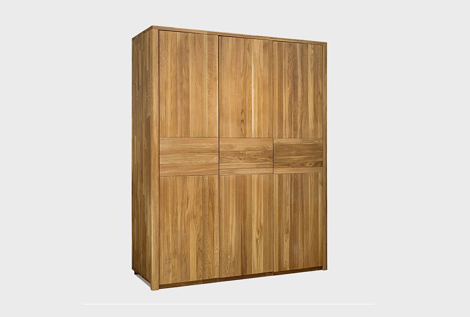Шкаф для одежды 3-х дверный "Норд"; бейц-масло