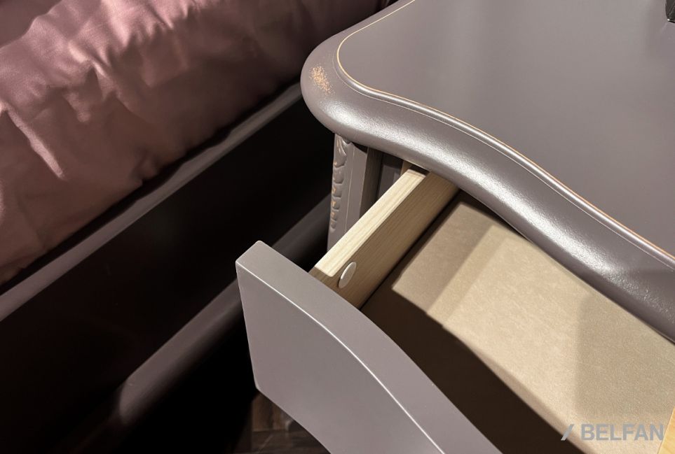 Тумба прикроватная "Флерон" массив и шпон дуба 4