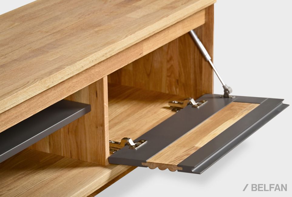 Тумба под ТВ "Уоллстрит" 170 (с нишей) массив дуба, МДФ 4