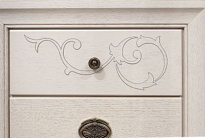 Тумба прикроватная "Соната" (декор); *ММ-283-03; белая эмаль с темной патиной