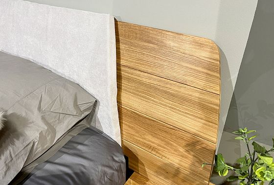 Кровать "Монблан" (с прикроватными тумбами) массив дуба 8