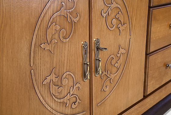 Тумба "Соната" 4 (с ящиками) массив и шпон дуба 9