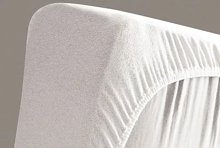 Наматрасники и чехлы