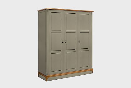 Шкаф для одежды 3-х дверный "Бриансон"