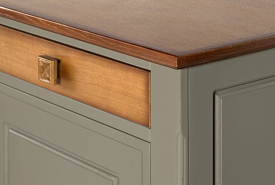 Тумба 3-х дверная "Бриансон" массив и шпон дуба, МДФ 8