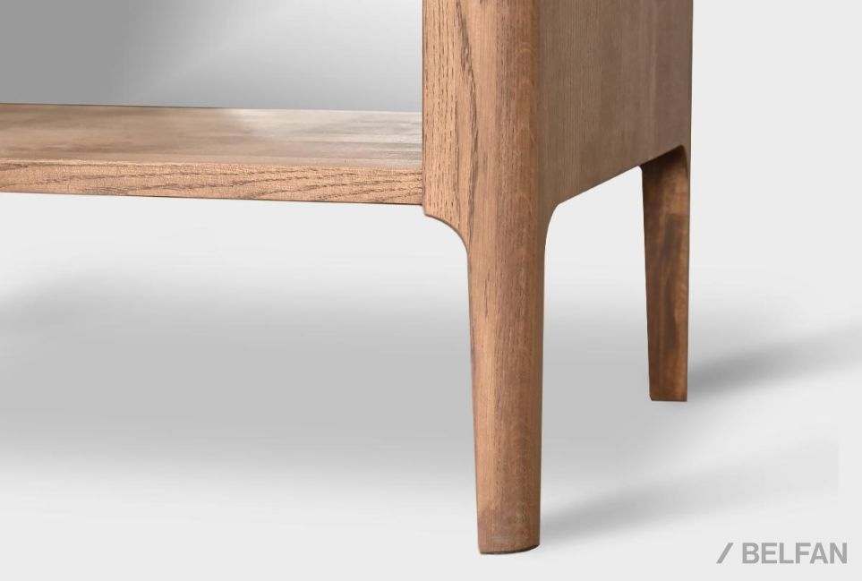 Витрина 1-но дверная "Бергамо" (правая) массив дуба 6