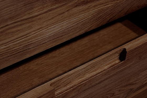 Комод "Ирвинг" 4 массив дуба 8