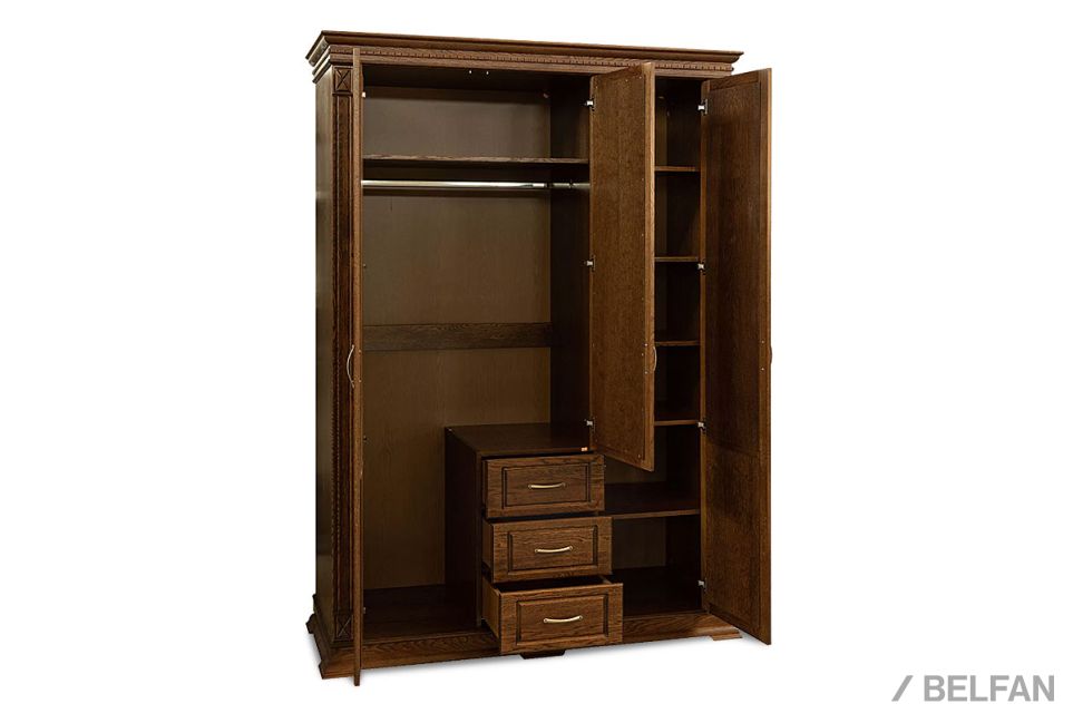 Шкаф 3-х дверный "Верди Люкс" массив и шпон дуба 3