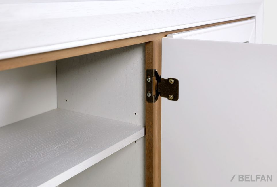 Шкаф навесной 4-х секционный "Армония" массив и шпон дуба 5