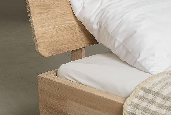 Кровать "Ирвинг" массив дуба 9