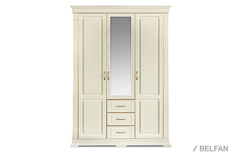 Шкаф 3-х дверный "Верди Люкс" массив и шпон дуба 1