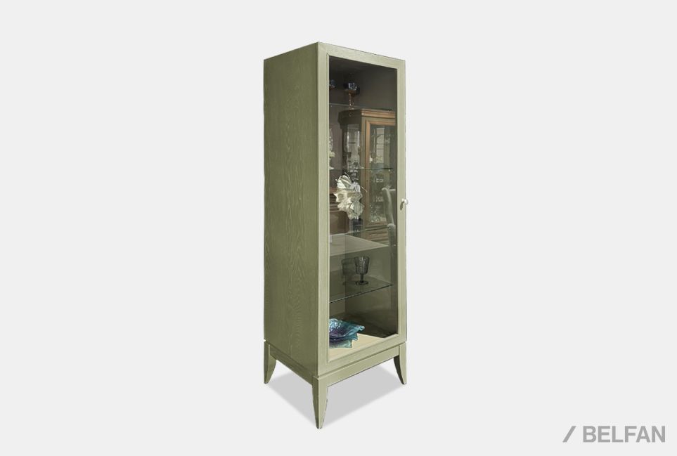 Шкаф с витриной 1-но дв. "Коста" левый (подсветка) массив и шпон дуба 1