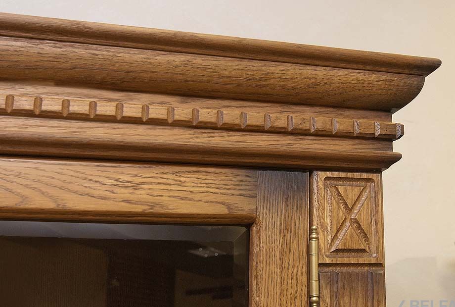 Шкаф для книг "Верди Люкс 1/1" массив и шпон дуба 2