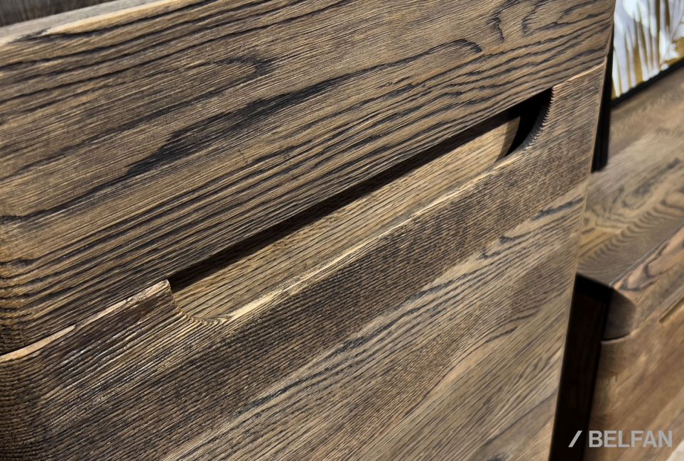 Витрина 1-но дверная "Бремен" (правая) массив дуба 8