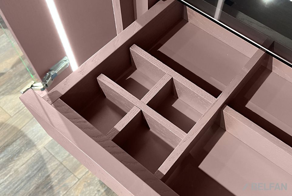 Тумба высокая "Сакраменто" (стекло) массив и шпон дуба, МДФ 4