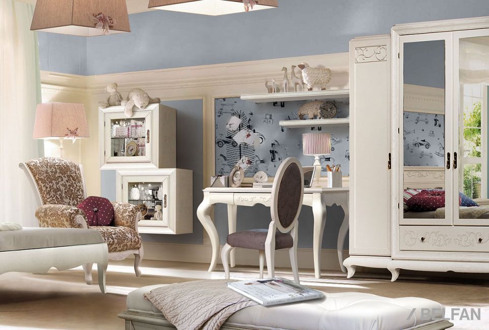 Стол туалетный "Соната" с декором (без надставки) массив и шпон дуба 4