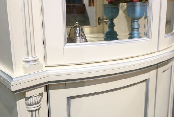 (Валенсия) Гнутые фасады соответствуют последним тенденциям