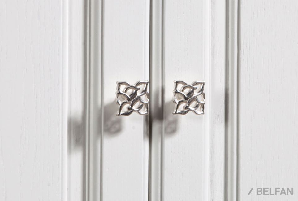 Шкаф для одежды 3-х дв. "Сиена" массив и шпон дуба, МДФ 2