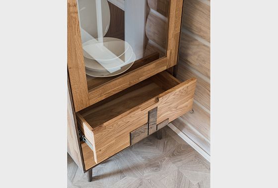 Шкаф с витриной 1-но дверный "Ирвинг Дизайн" (правый) массив дуба 6