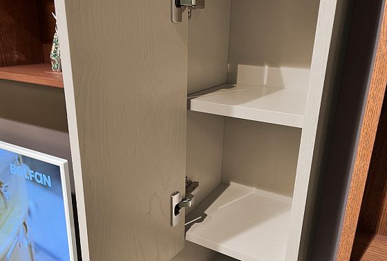 Шкаф настенный "Сакраменто" (правый) массив и шпон дуба, МДФ 7