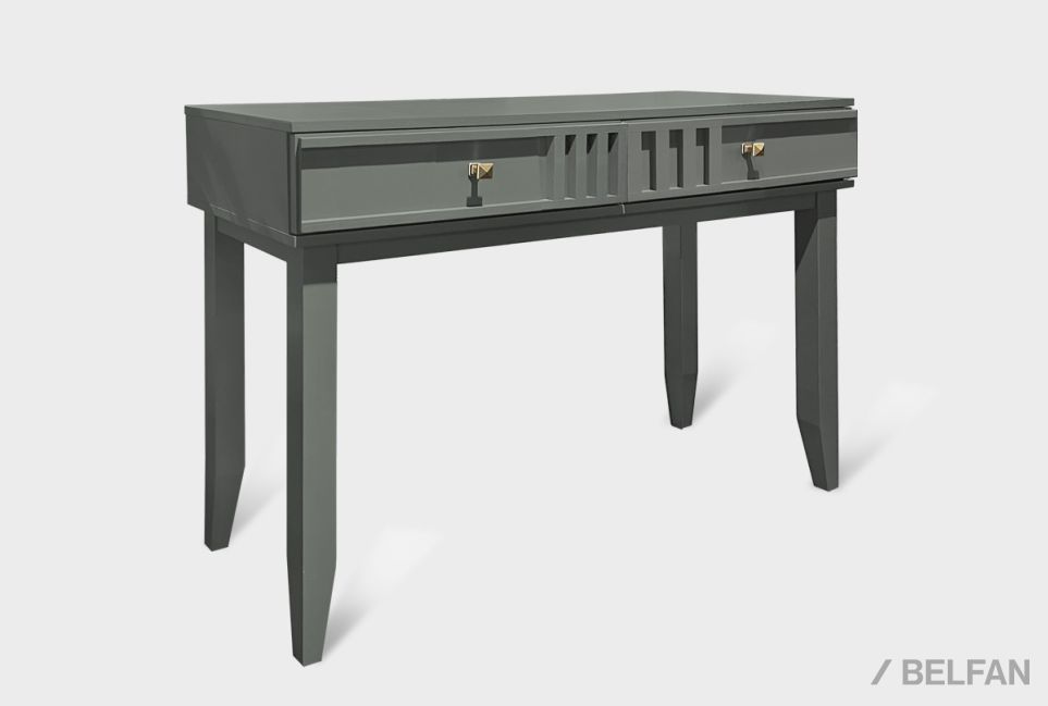 Стол туалетный "Чикаго" массив и шпон дуба 1