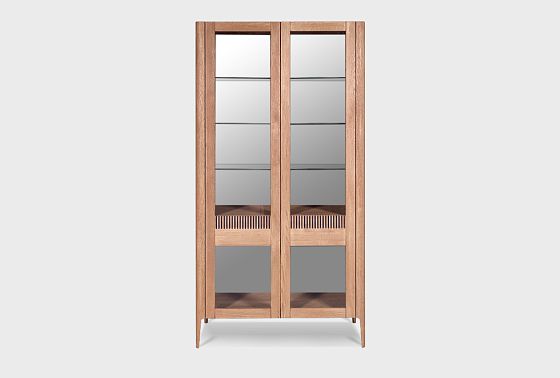 Витрина 2-х дверная "Бергамо" массив дуба 13