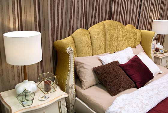 Кровать с мягким изголовьем (осн. дер) "Трио" массив и шпон дуба 8