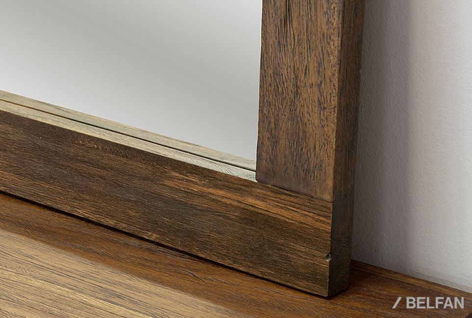 Зеркало настенное "Норд" (вертикальное) массив дуба 2