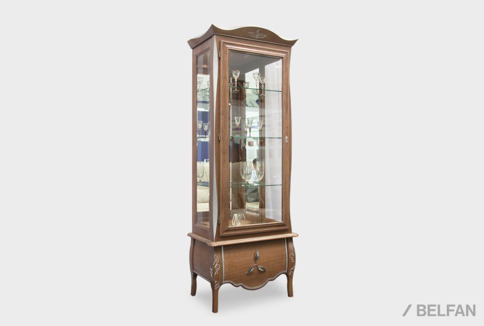 Шкаф с витриной 1-но дв. "Трио" (левый) массив и шпон дуба 1