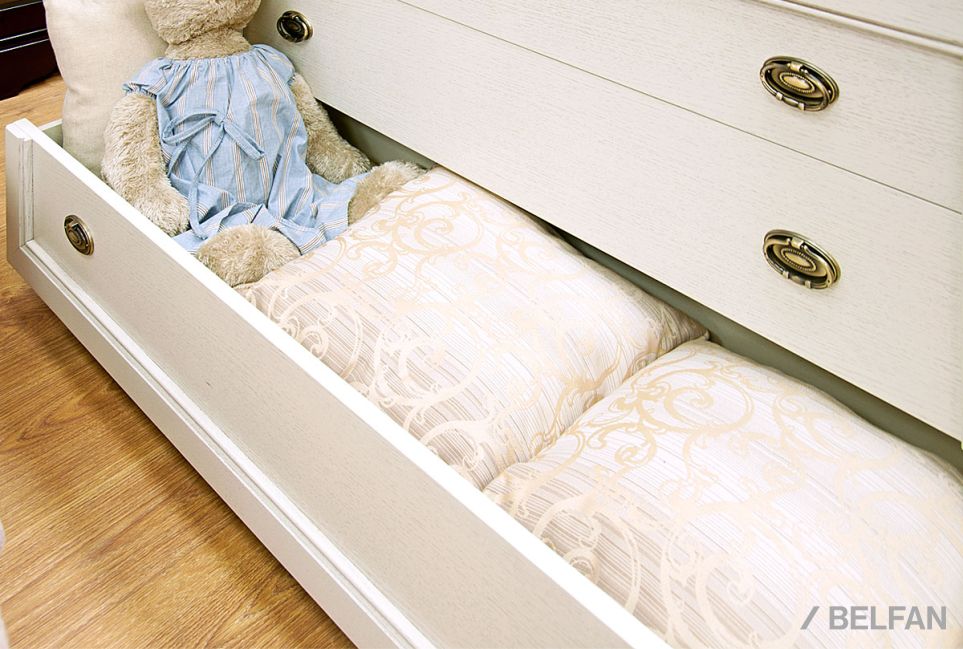 Комод "Лика" массив и шпон дуба 2