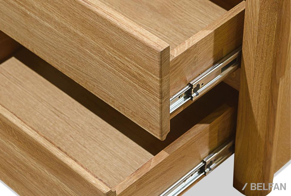 Шкаф с витриной 1-но дв. "Норд" (правый) массив дуба 2