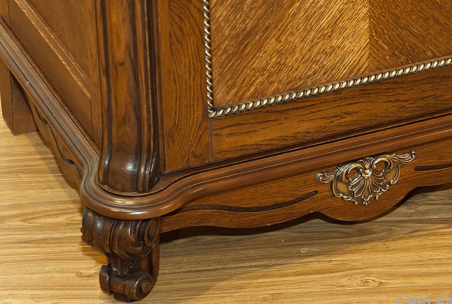 Шкаф для книг "Алези 2" массив и шпон дуба 2