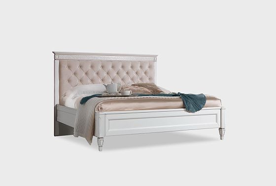 Кровать "Сиена" (мягкое изголовье) массив и шпон дуба, МДФ 5