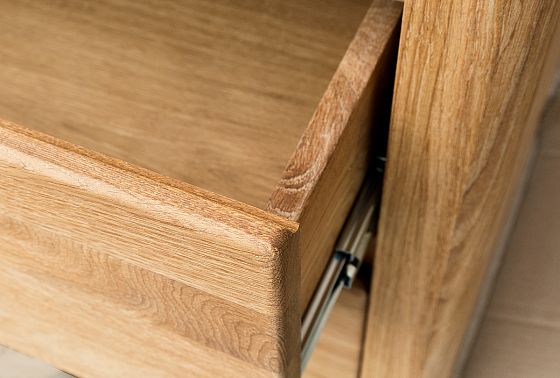 Комод "Норд" (высокий) массив дуба 11