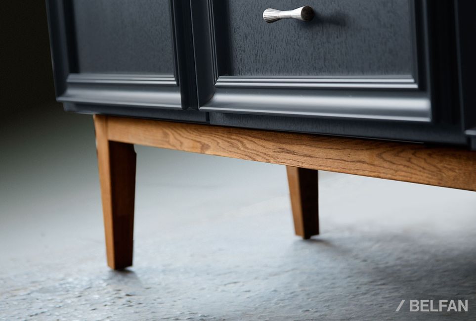 Тумба "Сакраменто" 4 (с ящиками) массив и шпон дуба, МДФ 6