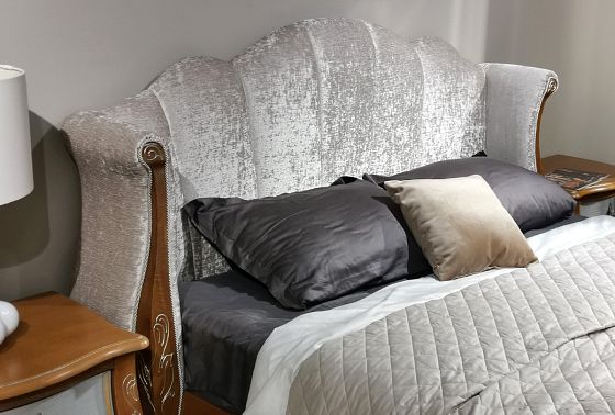 Кровать с мягким изголовьем (осн. дер) "Трио" массив и шпон дуба 8