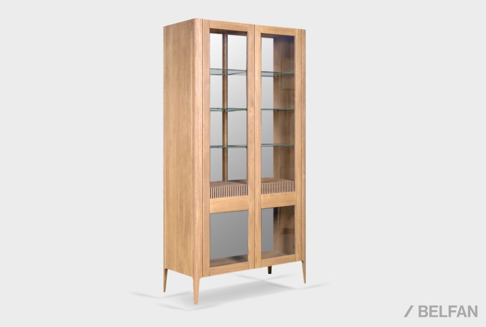 Витрина 2-х дверная "Бергамо" массив дуба 3