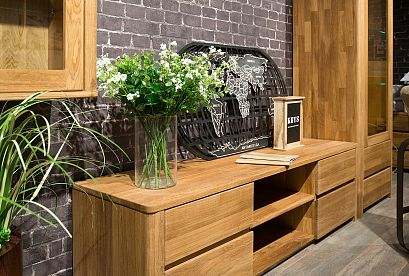 Тумба под ТВ "Норд"; бейц-масло