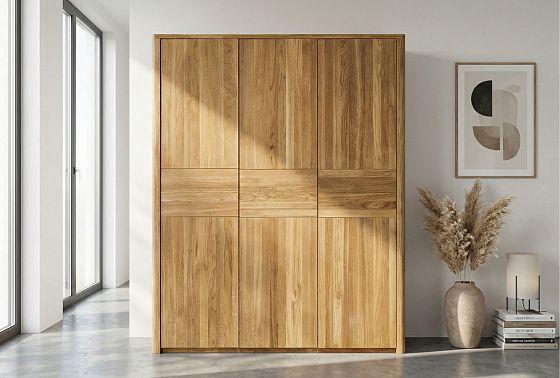 Шкаф для одежды 3-х дверный "Норд" массив дуба 10