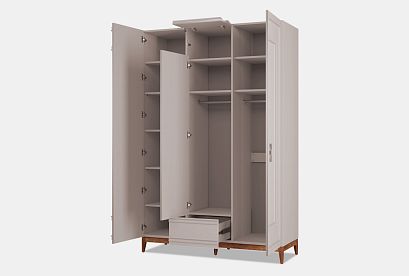 Шкаф 3-х дверный "Сакраменто" (с декором); *А-016.303; марципан, орех