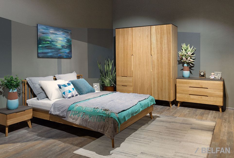 Шкаф для одежды 3-х дверный "Элва" массив и шпон дуба 5