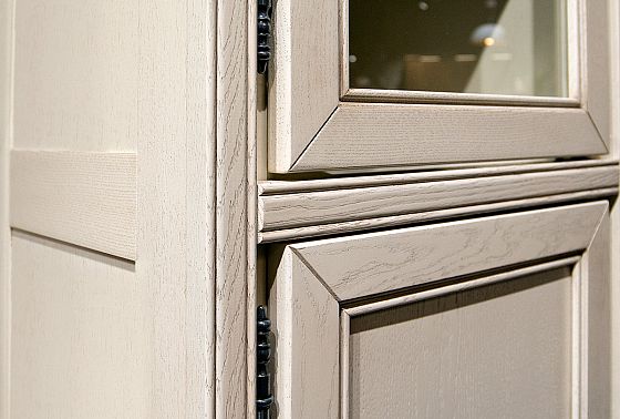 Фасад боковой "Тэфи" массив и шпон дуба 3