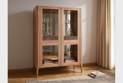 Тумба высокая "Бергамо" (стекло); американский орех