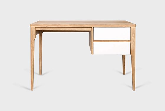 Стол письменный "Уоллстрит" массив дуба, МДФ 12