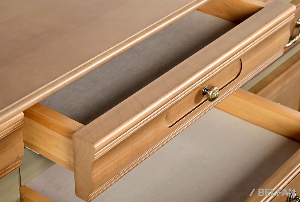 Комод "Оливия" массив и шпон ольхи 10