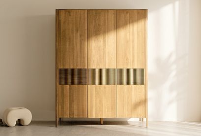 Шкаф для одежды 3-х дверный "Бергамо"; дуб натуральный